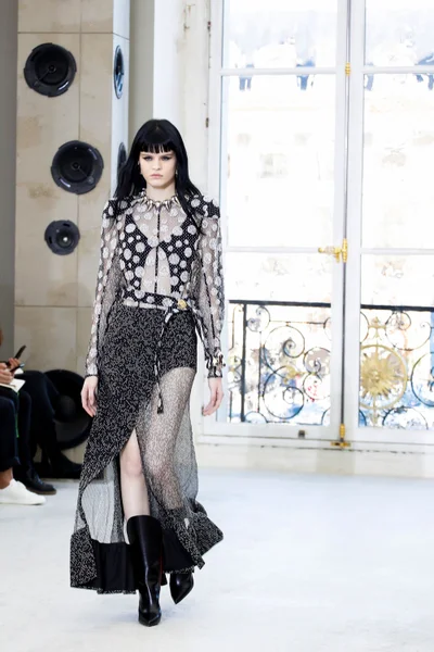 Look 23